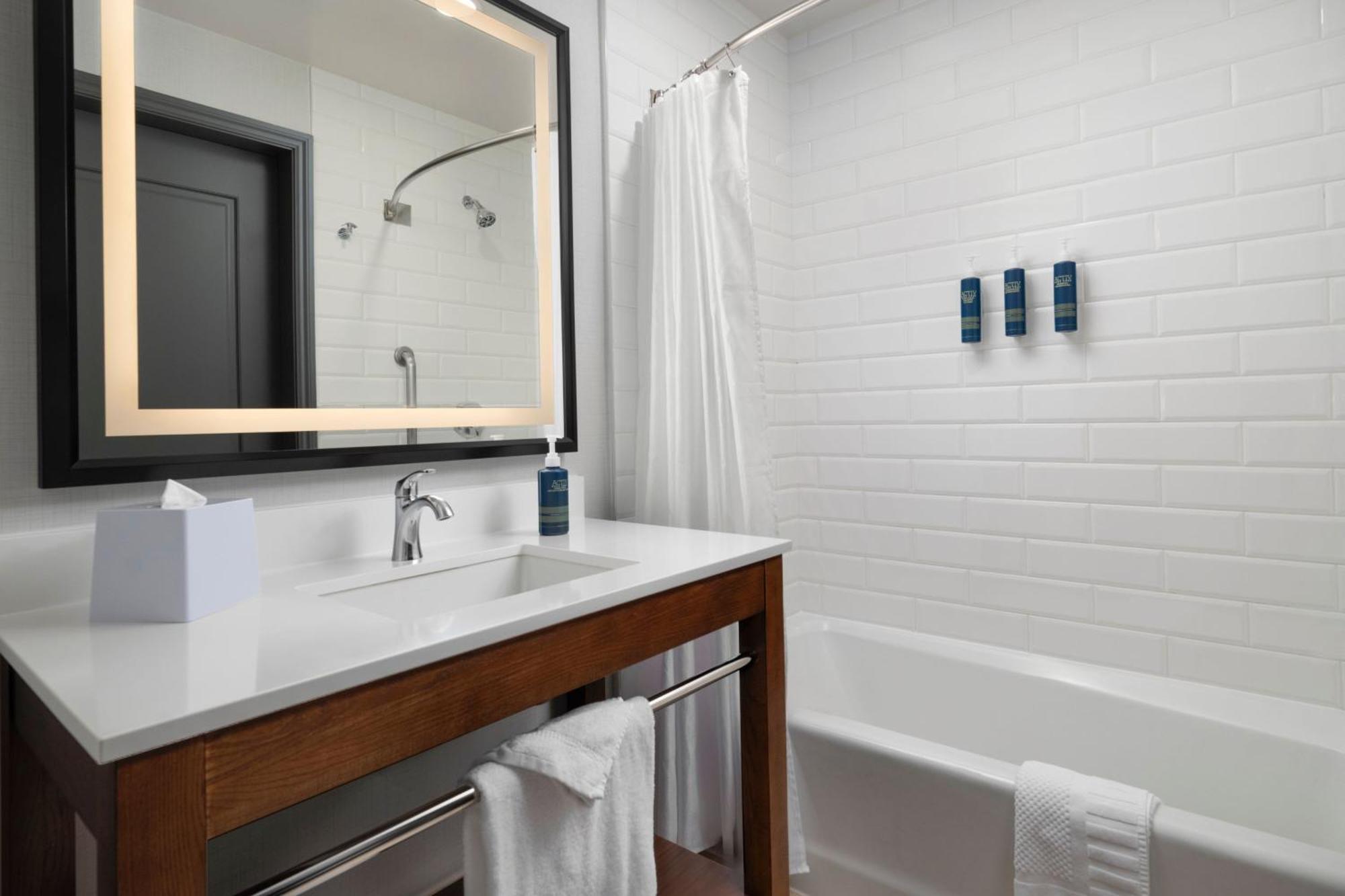 Four Points By Sheraton San Jose Downtown Екстериор снимка